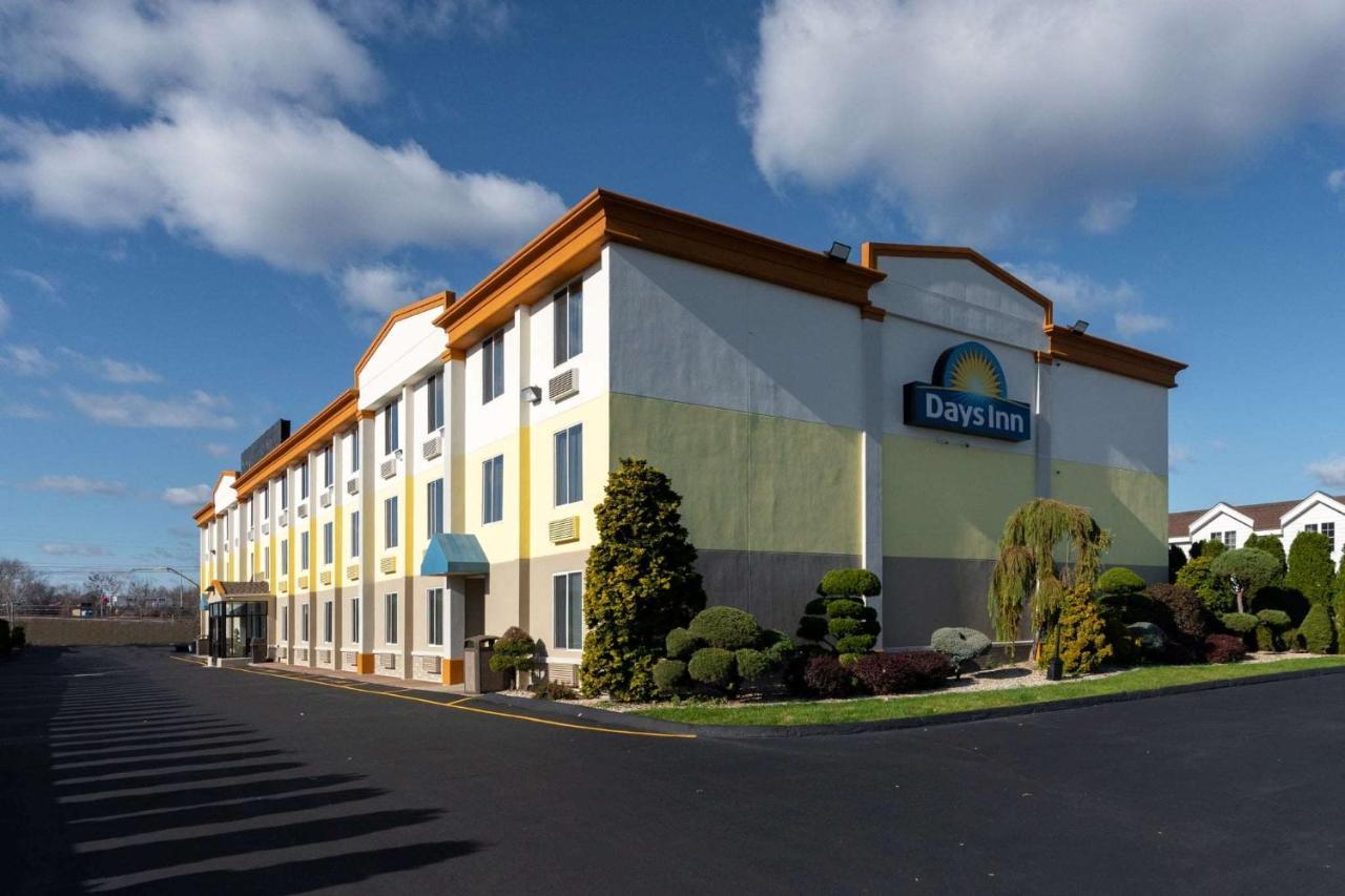 Days Inn By Wyndham Hartford/Closest Downtown Zewnętrze zdjęcie