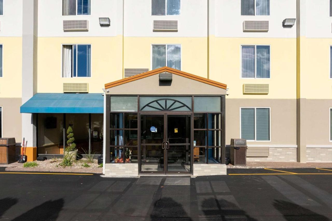 Days Inn By Wyndham Hartford/Closest Downtown Zewnętrze zdjęcie